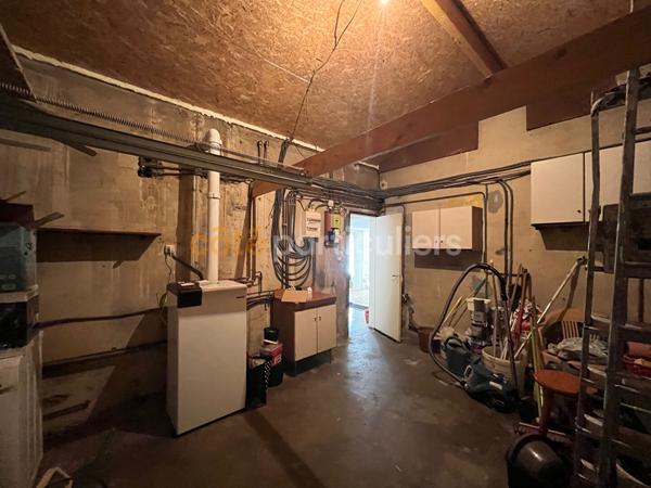 Vente
                Maison64 m² - 3 Pièces -
                    CENON (33150)