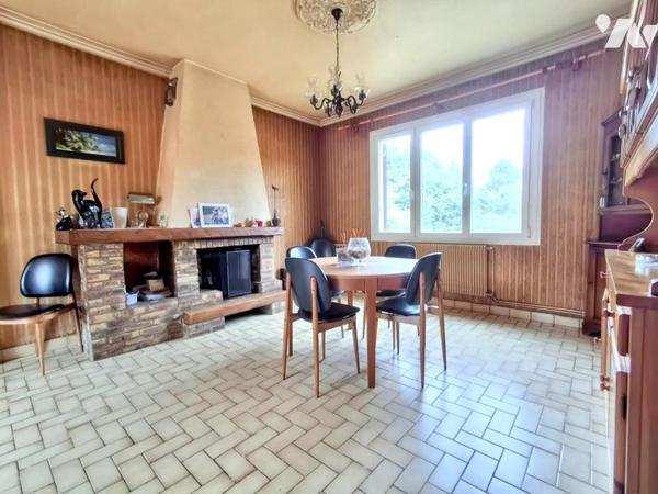 Couëron La Chabossière, maison ancienne, 3 chambres sur 752 m2 de jardin