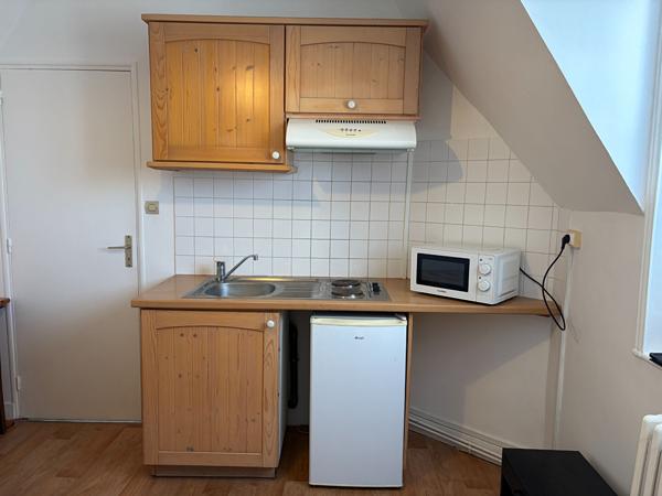 A louer - Studio meublé - Angers secteur Eblé
