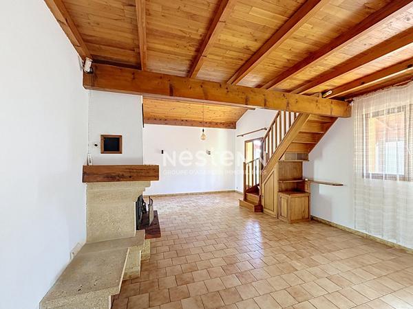 À vendre maison à Auch, calme, jardin, terrasse,  garage et véranda.