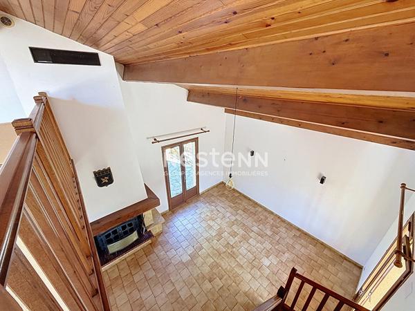 À vendre maison à Auch, calme, jardin, terrasse,  garage et véranda.