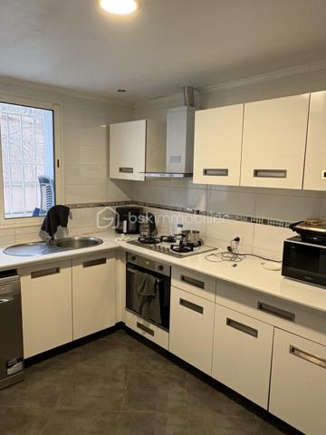 Maison de 240 m²