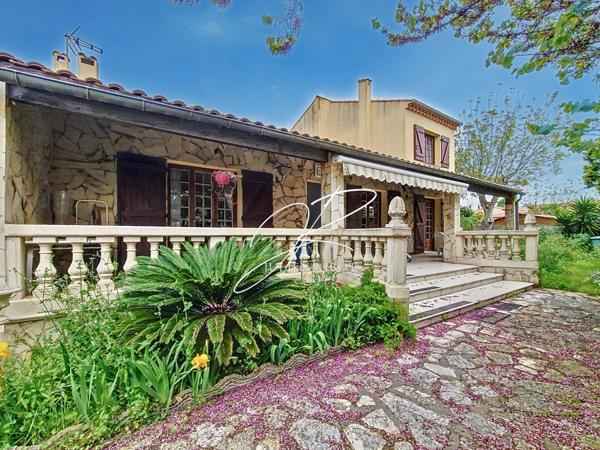 Maison T4 3 chambres 131 m² garage