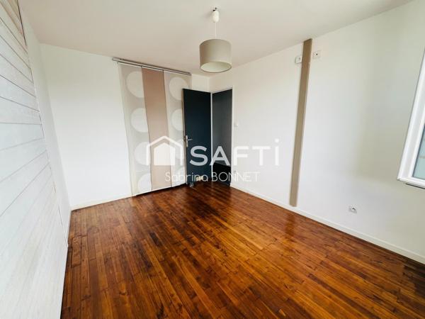 Maison de 110 m² et un appartement de 50 m² soit 160 m² de surface totale!