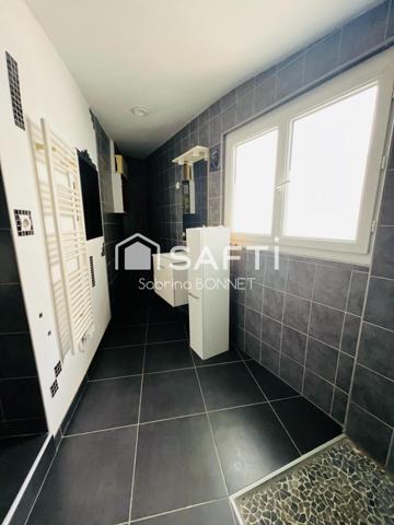 Maison de 110 m² et un appartement de 50 m² soit 160 m² de surface totale!