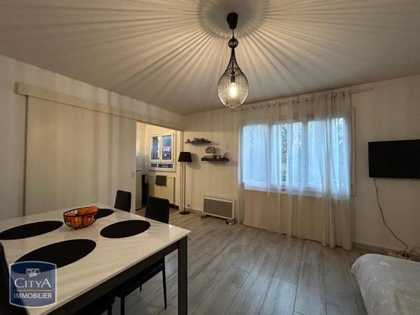 Appartement à louer 1 pièce 34.4m²