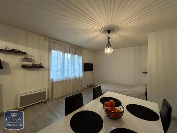 Appartement à louer 1 pièce 34.4m²