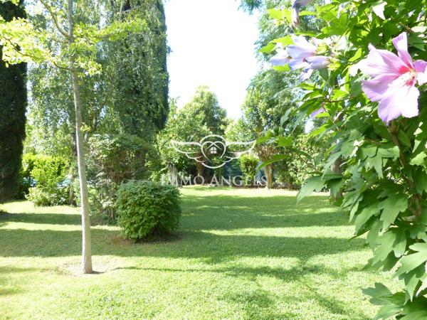 MAISON FAMILIALE 211m²