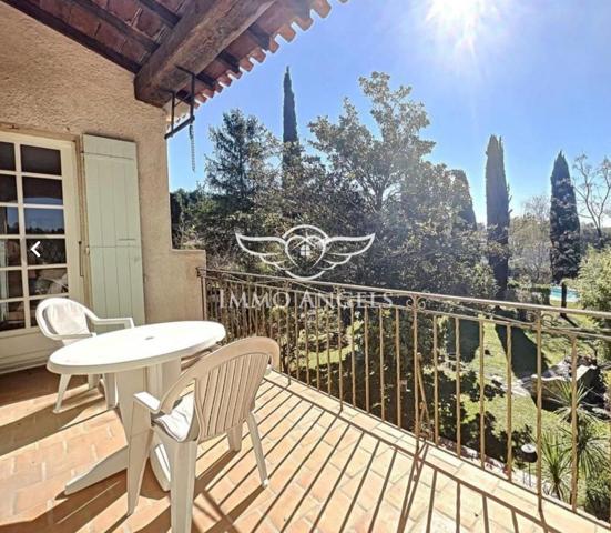 MAISON FAMILIALE 211m²