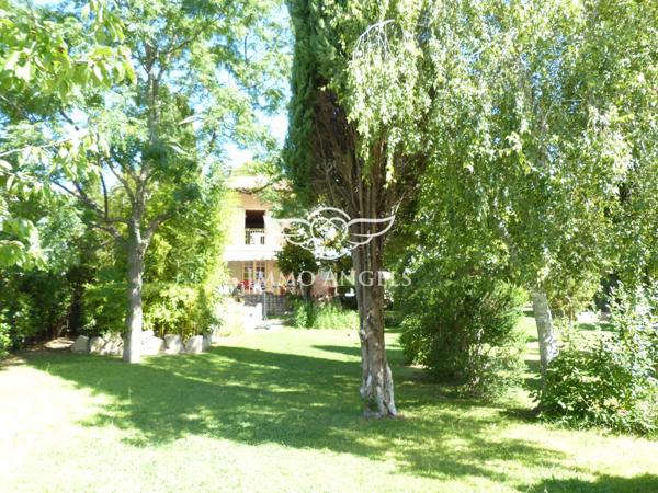 MAISON FAMILIALE 211m²