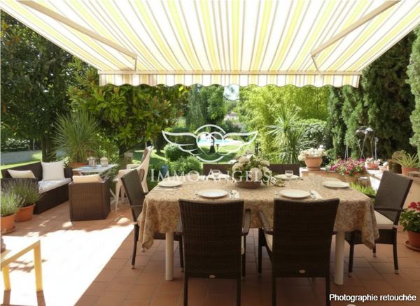 MAISON FAMILIALE 211m²