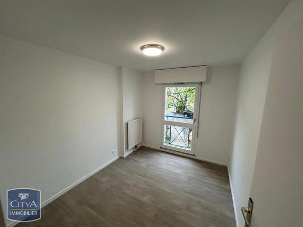 Appartement à louer 5 pièces 99.75m² Besançon (25000)