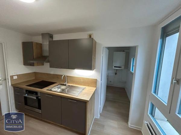 Appartement à louer 5 pièces 99.75m² Besançon (25000)