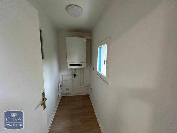 Appartement à louer 5 pièces 99.75m² Besançon (25000)