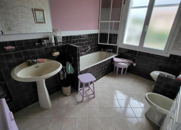 Maison à vendre    5 pièces •  Salon-de-Provence