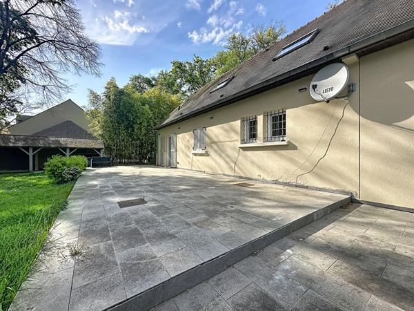Maison Lamorlaye 8 pièces 160 m2