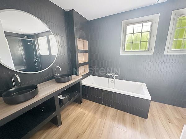 Maison Lamorlaye 8 pièces 160 m2