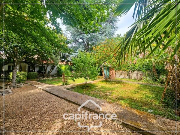 Maison en pierre, 4 chambres,jardin sans vis-à-vis, garage, commodités à pied