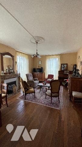 TOURY Maison de caractère avec beaux volumes