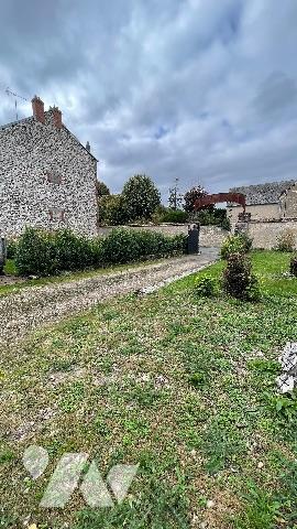 TOURY Maison de caractère avec beaux volumes