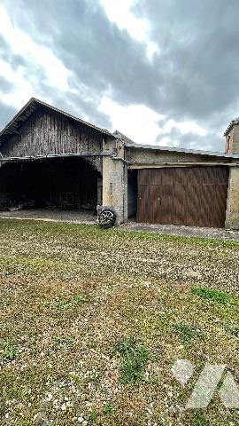 TOURY Maison de caractère avec beaux volumes