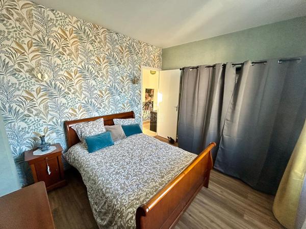 Maison Poissy 6 pièce(s) 120 m2 €539 000 ** - Référence 8996