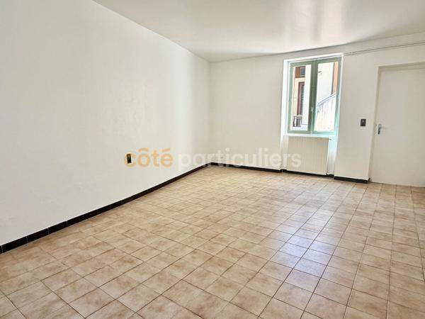 Location
                Appartement66,61 m² - 3 Pièces -
                    RIOM (63200)