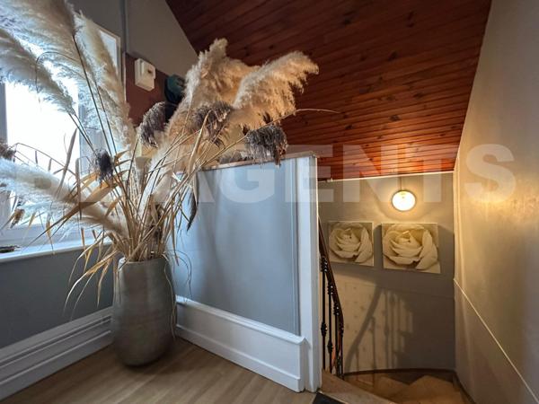 maison/villa 10 pièce(s) 247 m2