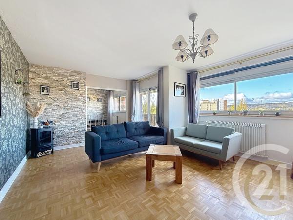 Appartement F5 à vendre  5 pièces - 92,90 m2 DEVILLE LES ROUEN - 76