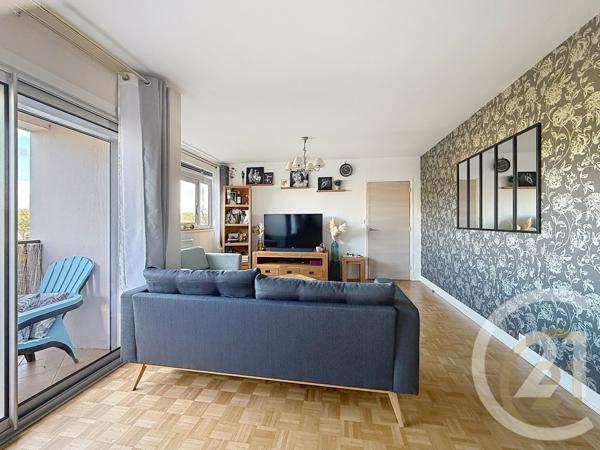 Appartement F5 à vendre  5 pièces - 92,90 m2 DEVILLE LES ROUEN - 76