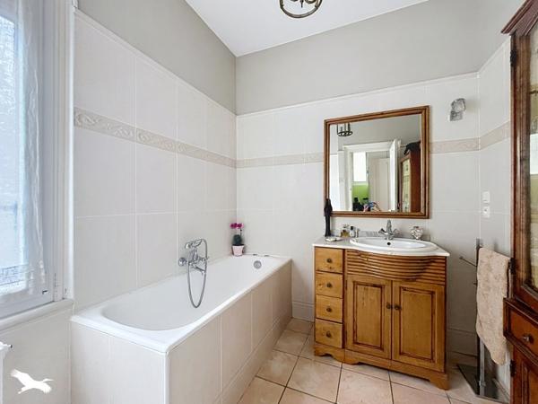 Maison 450 000 € Saujon 5 p 106 m² DPE E