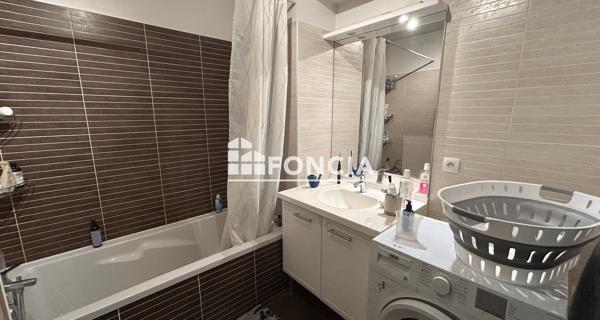 Location Appartement 3 pièces 65.89 m² - Lyon 69003