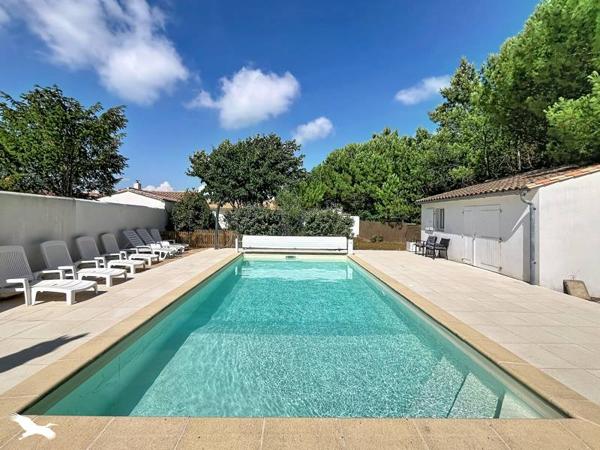 Maison 701 490 € La Flotte 6 p 113 m² DPE C
