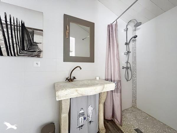 Maison 701 490 € La Flotte 6 p 113 m² DPE C