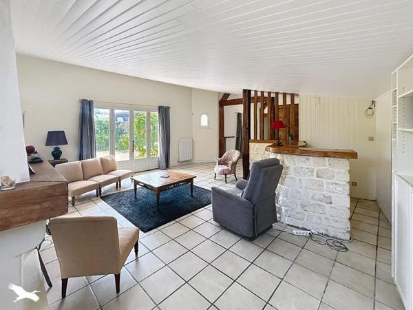 Maison 276 120 € Tonnay-Charente 7 p 140 m² DPE F