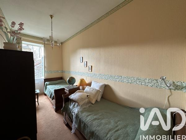 Immeuble à vendre 259 m² Saint-Céré