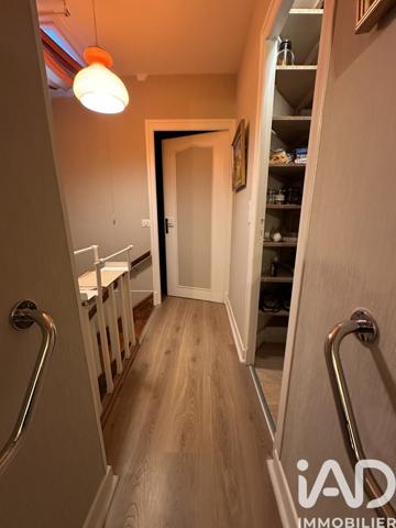 Immeuble à vendre 259 m² Saint-Céré