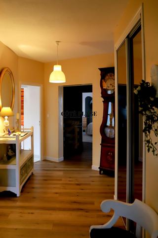 Saint-Palais-sur-Mer (17420) EXCLUSIVITÉ SAINT PALAIS SUR MER - VILLA 9 PCS PISCINE 7 CHS - PROXIMITÉ PLAGE AU PRIX DE 1 349 900 FAI €