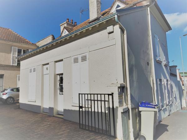 Location bureau Mantes-la-Jolie - 34 m² - 520 €/mois