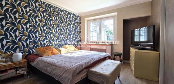 GALLARDON - RAVISSANTE LONGERE de 170 m², 6 PIECES