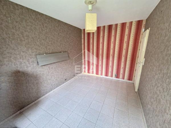 Grande maison familiale 8 pièces avec jardin et garage, proche centre et gare