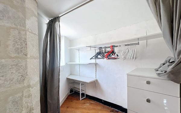 Appartement à louer    1 pièce • 25,89 m2 Avignon
