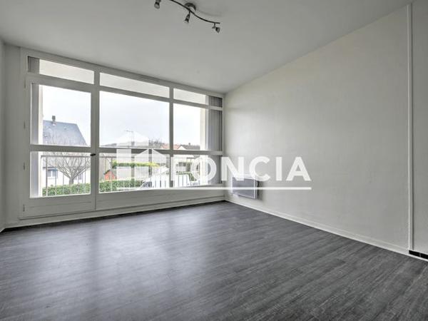 À vendre Studio 25 m² - Aubergenville 78410
