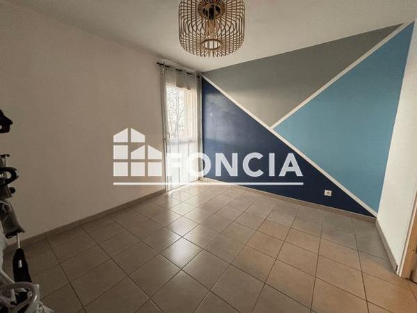 Location Appartement 2 pièces 38.12 m² - 2 ET 4 RUE LAZARE PONTICELLI Colombelles 14460