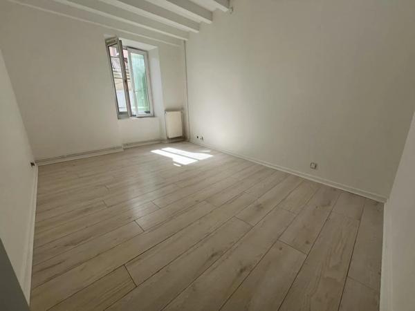 Maison à louer à Châteauneuf-de-Galaure (26330)