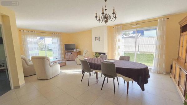 Achat - Maison Noyal-sur-Vilaine 35530 9 pièces 193 m 2 711 m 2