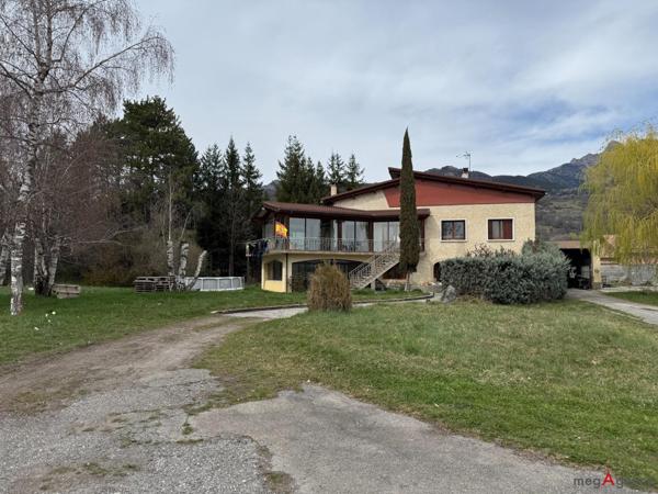 Maison à Gap, 05000 - 7 pièces 218m²
