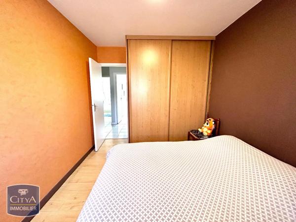 Appartement à louer 4 pièces 77m² Bourg-en-Bresse (01000)