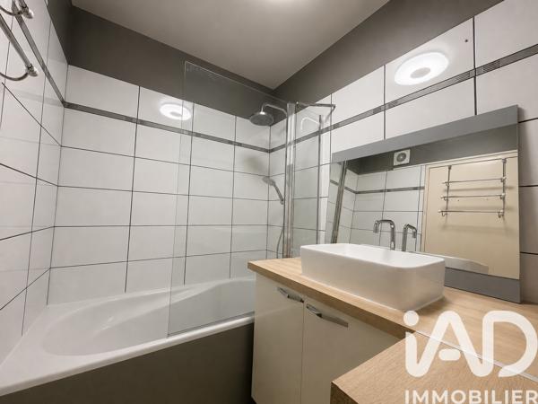Appartement à vendre 3 pièces 72,77 m² Le Coudray-Montceaux
