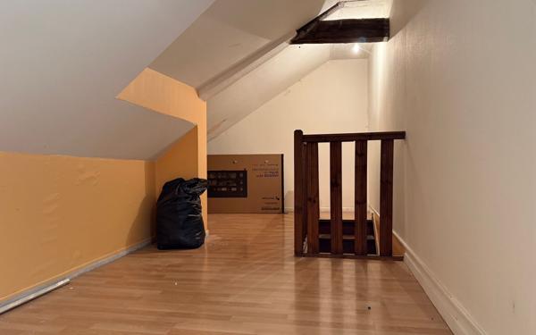 Maison à vendre    4 pièces •  Hirson